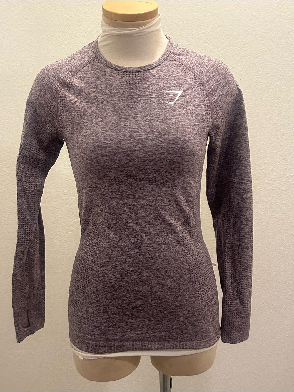 Gymshark Vital Seamless  Fitted Long Sleeve Top with Thumbholes  Size Small